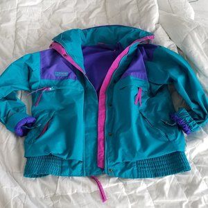 Vintage 90's style Columbia Windbreaker